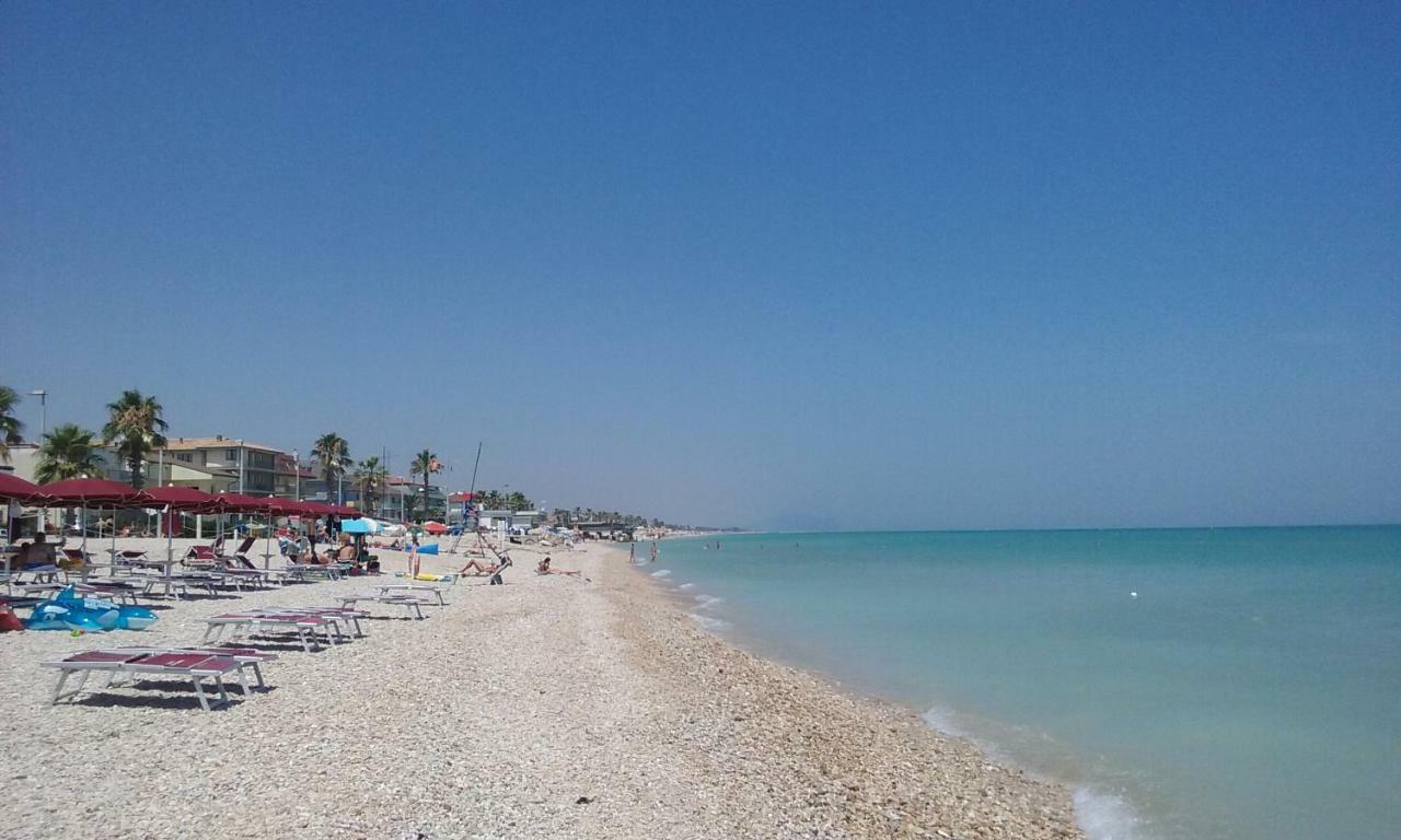 Appartamento Il Canto Della Luna Porto SantʼElpidio Zewnętrze zdjęcie